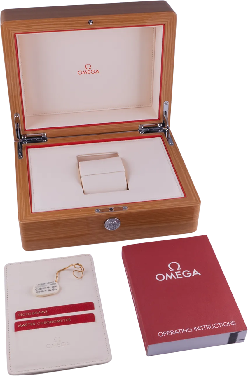 Omega Constellation Globemaster 130.30.39.21.03.001